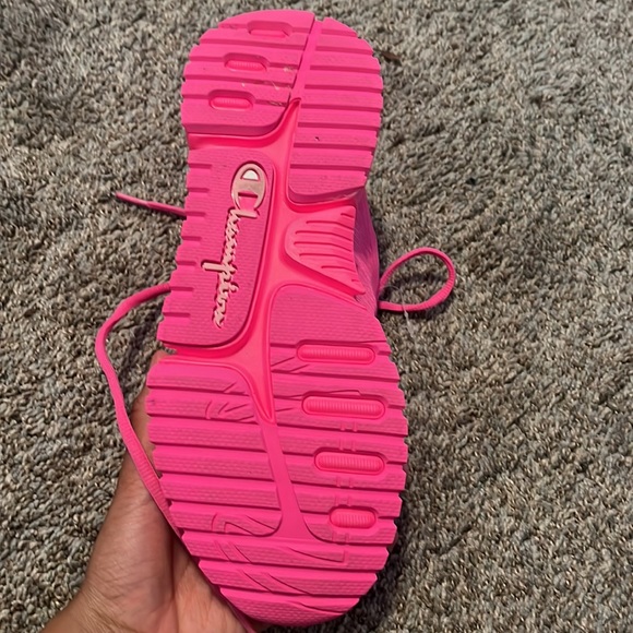 Champion tennis shoes - Picture 3 of 3